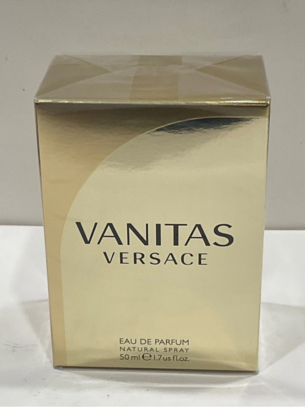 Vanitas by Versace for Women Eau de Parfum Spray 1.7 oz New sealed
